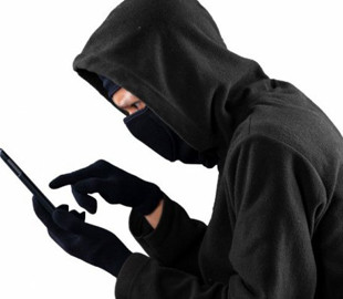 Мошенник развел женщину на 8 тысяч, назвавшись мэром Путивля