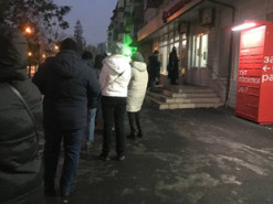 Предновогодний коллапс на "Новой почте" в Киеве показали на красноречивых фото