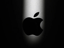 Відхід з Apple операційного директора призвів до перестановки керівників вищої ланки