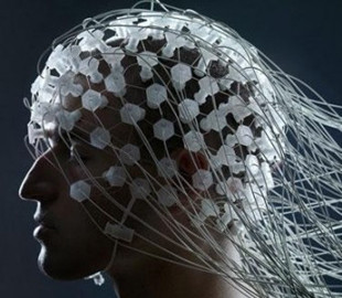 Учёные усовершенствовали интерфейс для управления роботами силой мысли