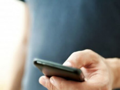 В Ужгороді продавець за кілька місяців викрав з магазину 7 смартфонів: яким є вирок суду