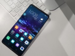 «Пугающий» смартфон Huawei показался в Сети