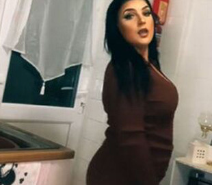 Блогерша показала, как модели в Instagram создают идеальные фото