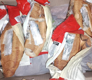 Wi-Fi роутери в круасанах намагалися передати засудженому в Петрівській колонії