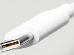 Apple Store застерігає від використання кабелів Android через можливий перегрів