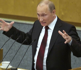 "Чикатило поки не спійманий": Борис Акунін порівняв Путіна з маніяком