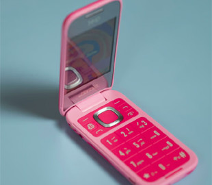 Кнопкові телефони повертаються — 3 причини перейти на них