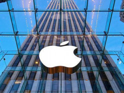 Появилось первое фото iPhone 11 изнутри