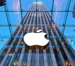 Появилось первое фото iPhone 11 изнутри