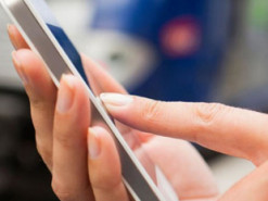 Українців попереджають про фейкові сайти ПриватБанку та «Дії»