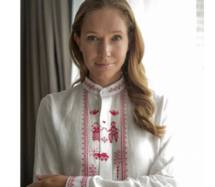 Катя Осадча похвалилася вишиванкою, як у Зеленського: скільки коштує ефектне вбрання