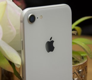 Зачем менять iPhone X на iPhone 8