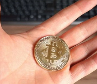 Аналитик: в марте майнеры больше продавали биткоинов, чем добывали