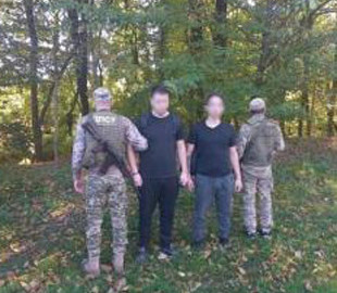 Хотіли втекти попри заборону: прикордонники спіймали трьох жителів Рівненщини