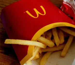 Британець 100 разів безкоштовно поїв у McDonald's завдяки щедрості ChatGPT