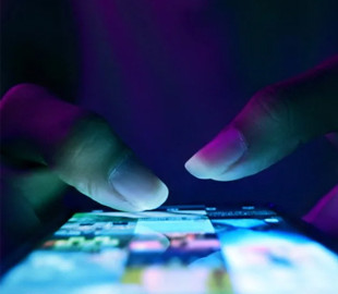 Китай може шпигувати за Україною через гаджети: Японія зробила заяву