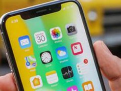 Дисплеи в стиле iPhone X с вырезом у верхнего края делают смартфоны дороже