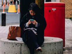 Масштабный сбой в японских мобильных сетях оставил без связи 40 миллионов человек