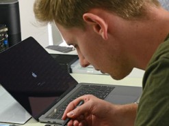 Неавторизованные сервисные центры все-таки могут ремонтировать технику Apple