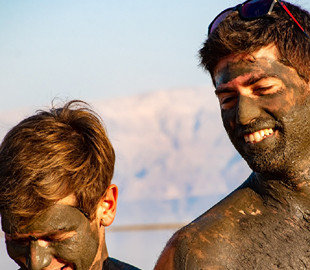 Взагалі все одно: три чоловічі знаки Зодіаку, які не думають про свою зовнішність