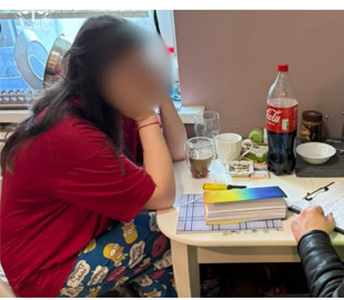 У столиці жінку викрили на шахрайстві з вакансіями та бронюванням