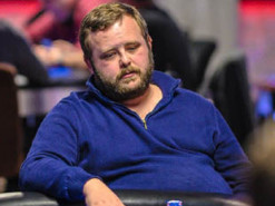 Фил Хельмут потерял почти 2 миллиона долларов, став жертвой мошенничества