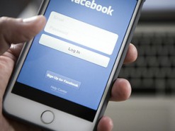 Мужчина перепутал страницу дочери с Google и попытался найти там порно