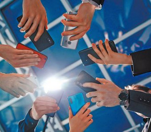 Не спішить міняти сімку при виїзді за кордон України