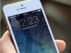 На випадок блекауту: як зарядити iPhone коли немає світла