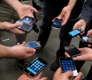 В Україні масово скорочується кількість абонентів мобільного зв’язку