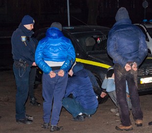 В Днепре полиция задержала банду похитителей кабеля