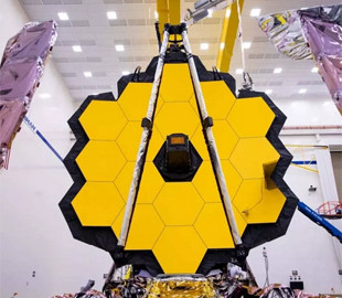 Как запущенный в космос телескоп Джеймса Уэбба поможет изучать планеты и звёзды и сколько он будет там находиться