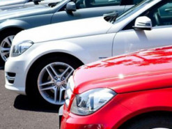 Центри МВС реєструватимуть нові авто дистанційно