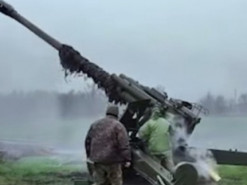 «Безпілотник підтвердив – працюємо»: артилеристи показали знищення ворожої техніки