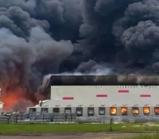 Росіянам погрожують в’язницею за відео атак українських дронів — WSJ