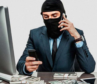 Аферисты охотятся на банковские данные украинцев