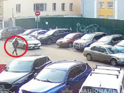 Задержан мошенник, обменявший сувенирные купюры на 20 тыс. долл.