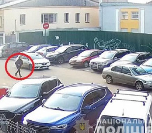 Задержан мошенник, обменявший сувенирные купюры на 20 тыс. долл.