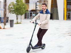 Archos представила самокат на базе Android