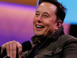 Суд запретил Tesla использовать «автопилот»: Маск пошутил по поводу решения