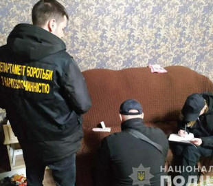 У Вінниці затримали 28-річного хлопця, який збував наркотики шляхом закладок