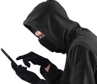 Псевдоработник банка обманул женщину на 11 тысяч гривен