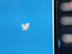 Сразу после Facebook. В России заблокировали Twitter