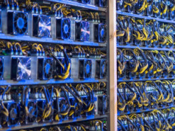 Китайские майнеры добывают криптовалюту на ресурсах госучреждений