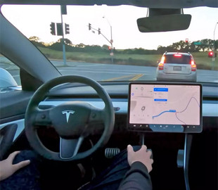 Автопилот Tesla мог стать причиной сразу двух аварий за неделю