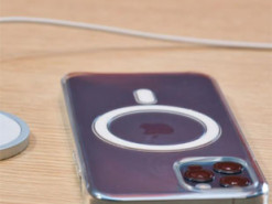 Для чого кружечок на чохлі Айфона: цінна функція, якою мало хто користується