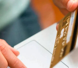 Понад 121 тисячу гривень втратили четверо українців через шахраїв