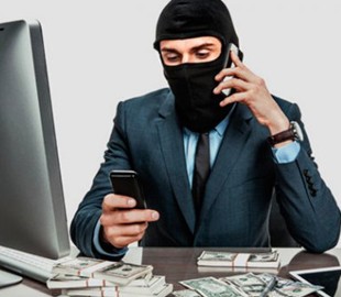 Песок вместо батареек: как аферисты разводят украинцев в канун праздников