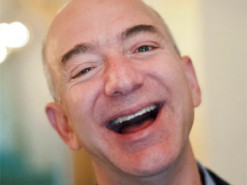 Джефф Безос продає акції Amazon на $5 млрд, щоб встигнути заробити на піку їх ціни