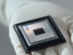 Google продемонстрував прорив у квантових обчисленнях на чіпі Willow - Bloomberg